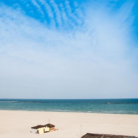 Milano Blue Mamaia Hotel Exterior photo