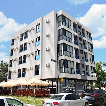 Milano Blue Mamaia Hotel Exterior photo